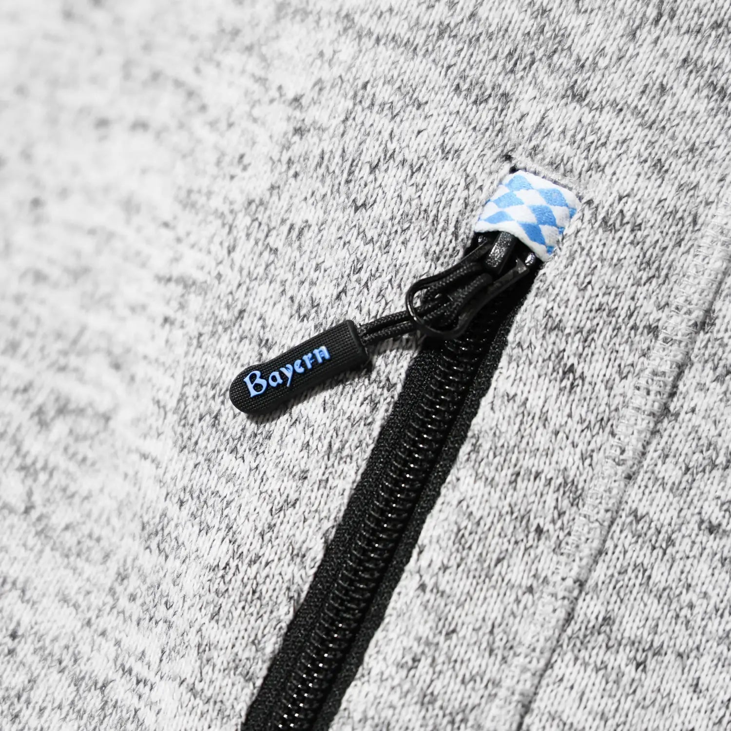 Bayern Reissverschluss Kultgilet#Farbe_Hellgrau