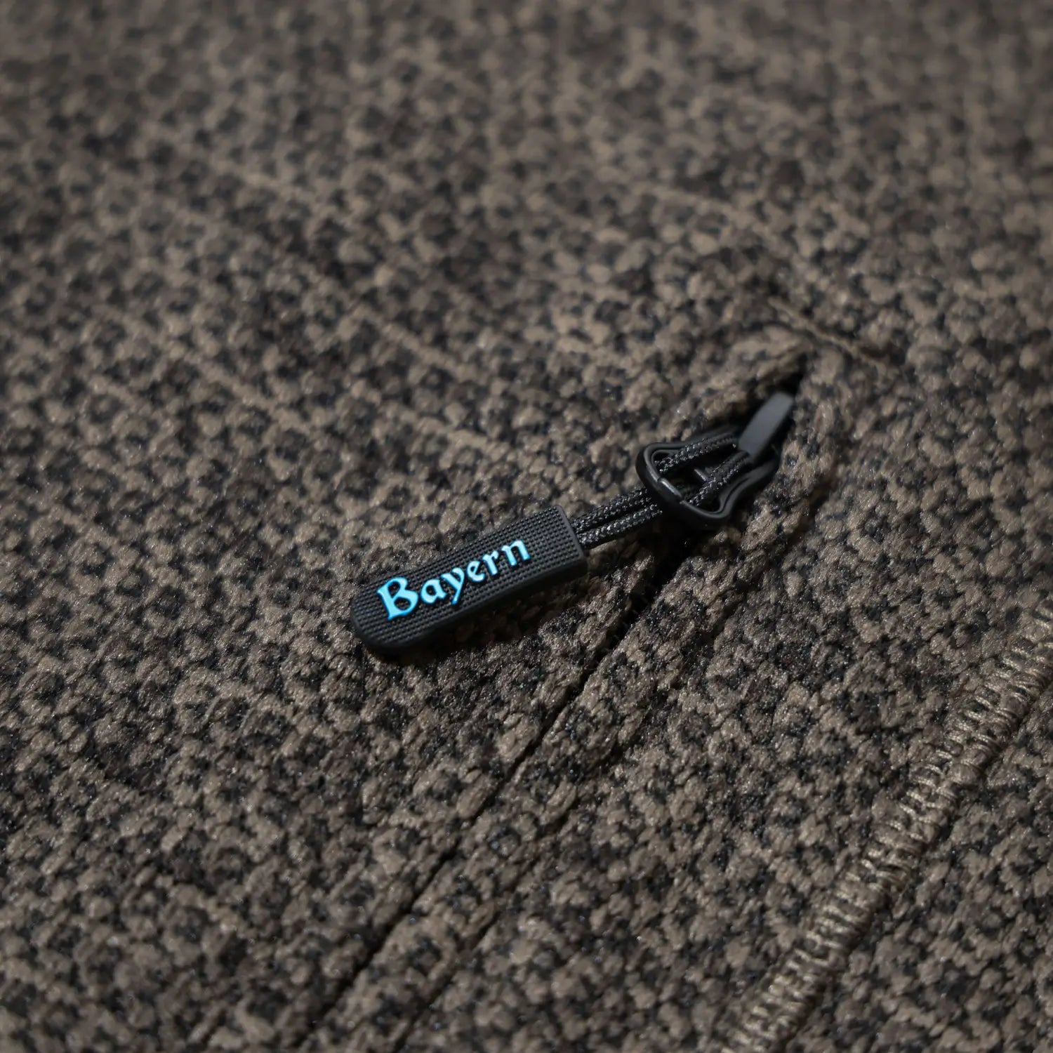 Bayern Reißverschluss #Farbe_Dunkelbraun-Strick