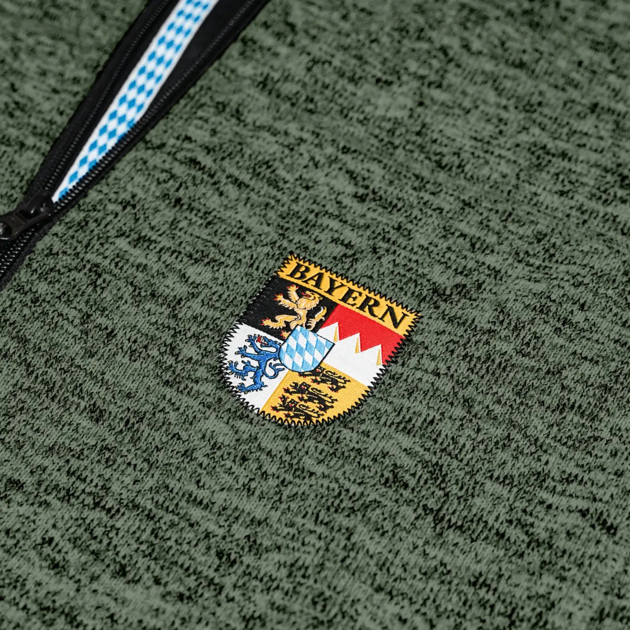Bayern Stickerei Dunkelgrün#Farbe_Dunkelgrün