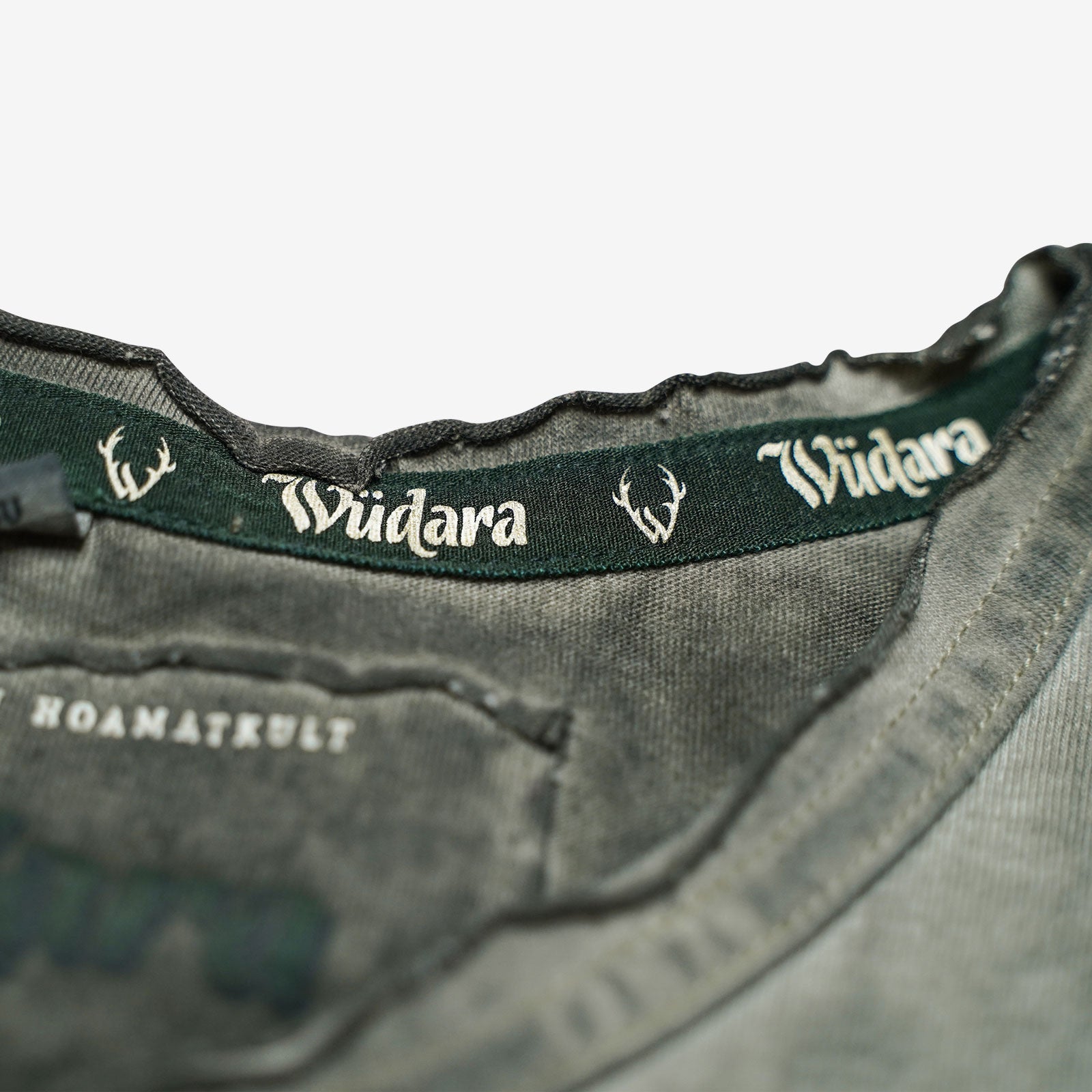Detail Wüdara Shirt grün #Farbe_Grün